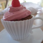 Cupcake_mit_Himbeercreme.jpg