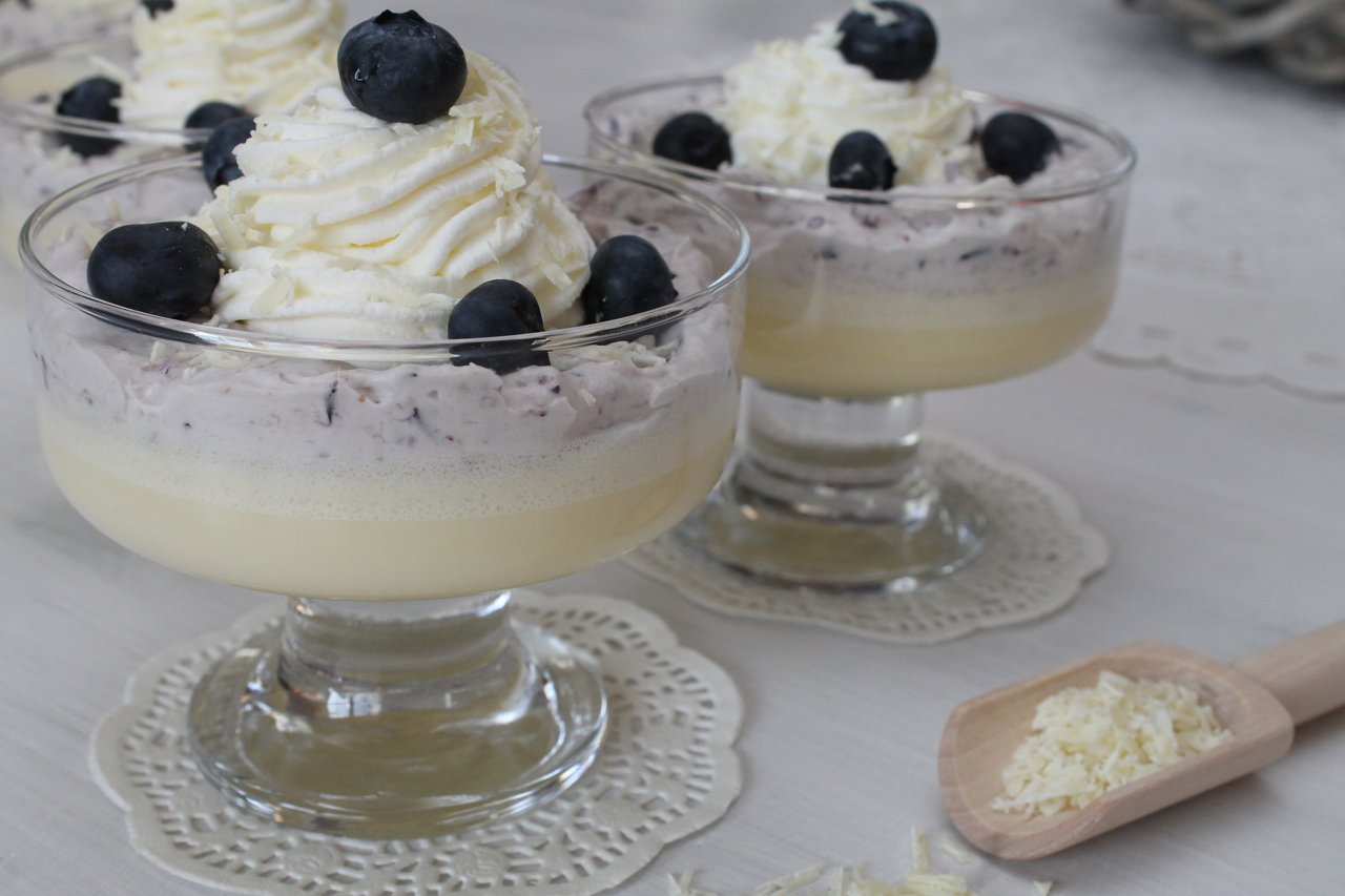 Weißer Schokoladen-Traum mit Blaubeeren | cuplovecake