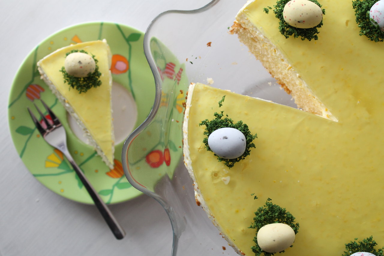 Lea backt: Zitronen-Kokos-Ostern-Torte | cuplovecake