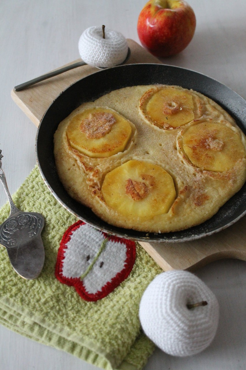 apfelpfannkuchen-mit-zimt-und-zucker-cuplovecake