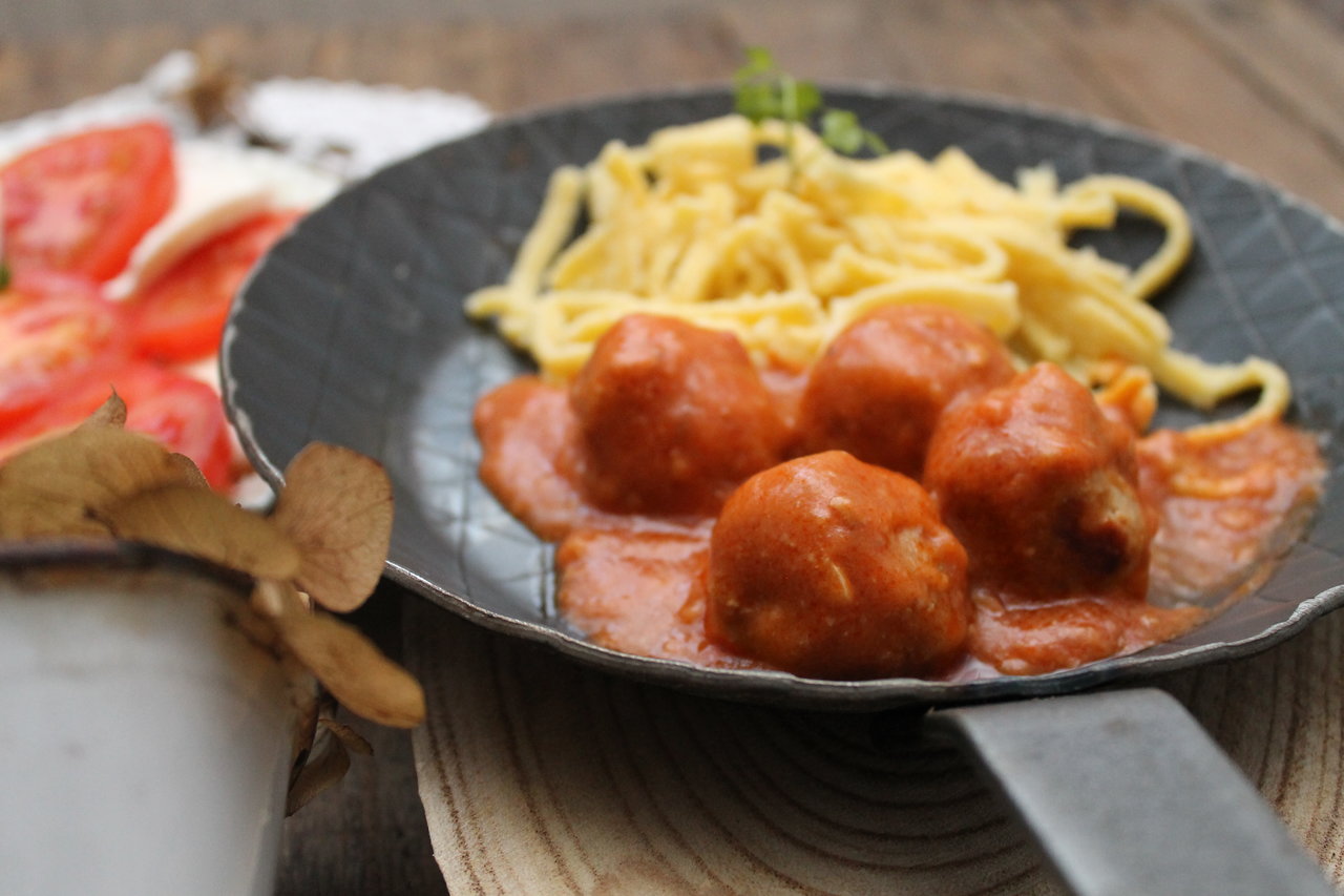 Rezepte aus der Heimat: Cufte oder Fleischbällchen in Tomatensoße ...