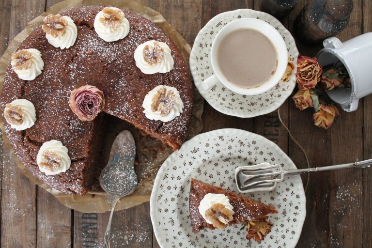 Rezepte aus der Heimat: saftige Apfel-Walnusstorte | cuplovecake