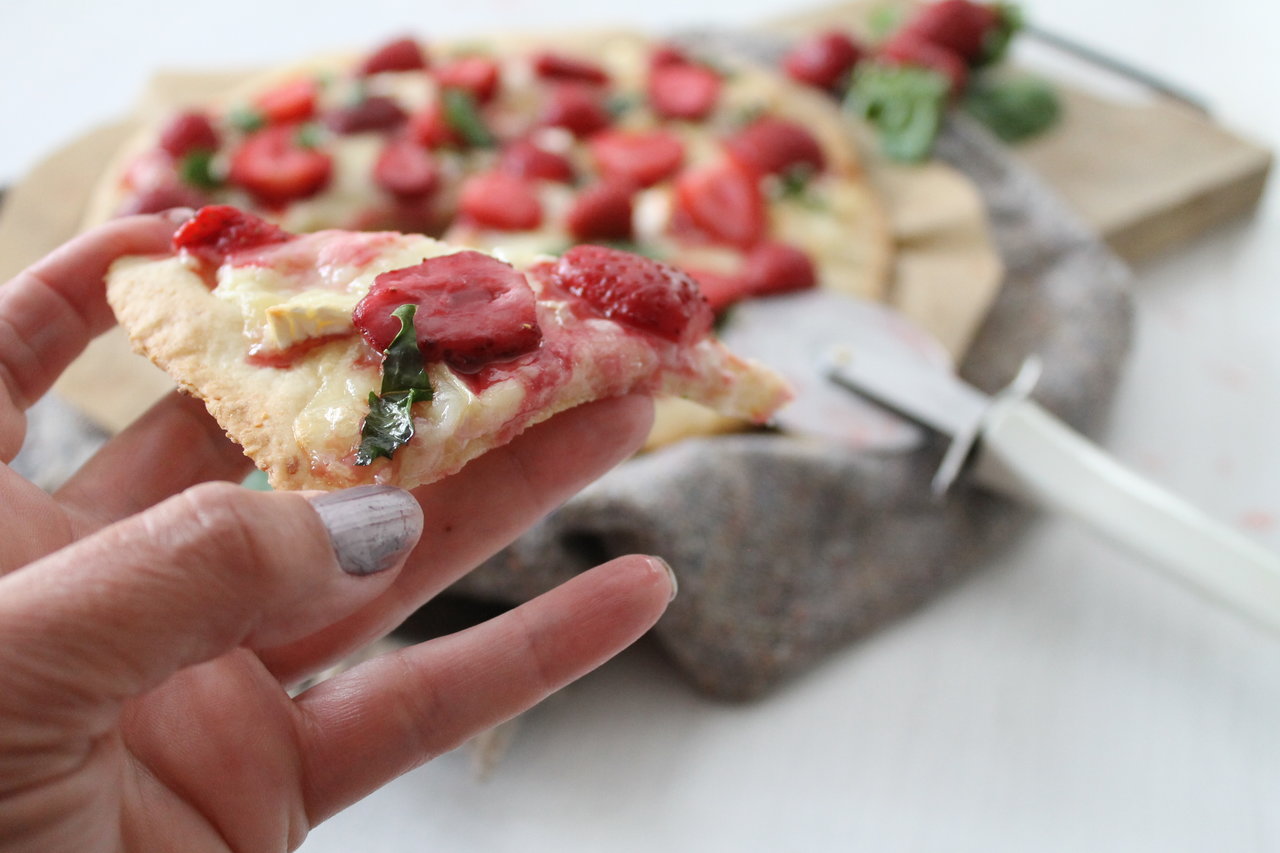 Erdbeere kann auch anders: Erdbeer-Pizza | cuplovecake