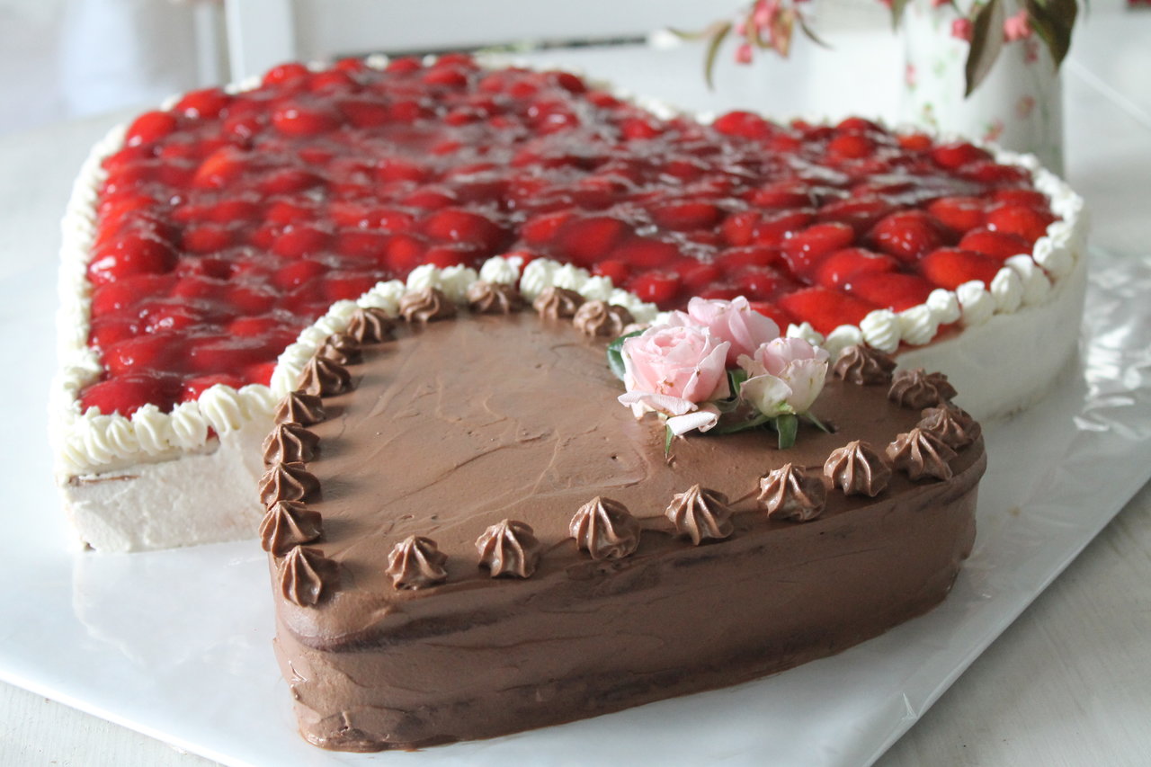 großes Erdbeerherz | cuplovecake