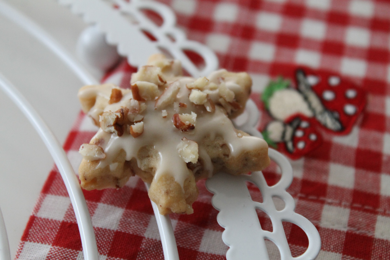 Weihnachten 2020: Kanadische Maple Cookies oder Ahornsirup Plätzchen ...