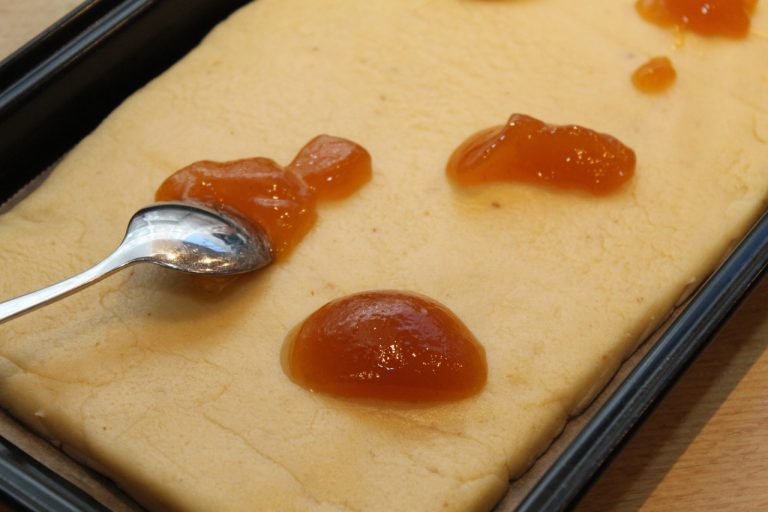 Rezepte aus der Heimat: Orah prutići oder Walnuss-Aprikosen-Plätzchen ...